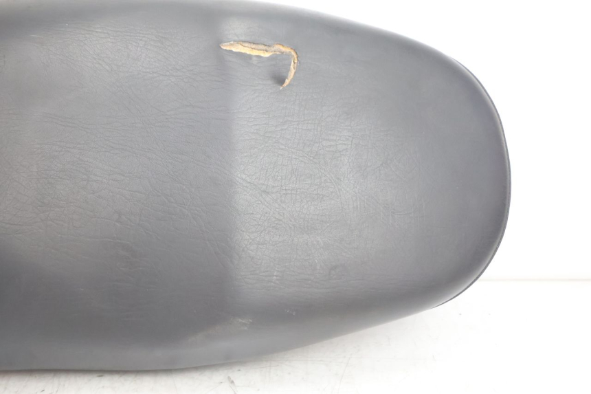 photo de SITZ PIAGGIO LIBERTY 125 (1998 - 2008) - Zoom auf Gebrauchszustand