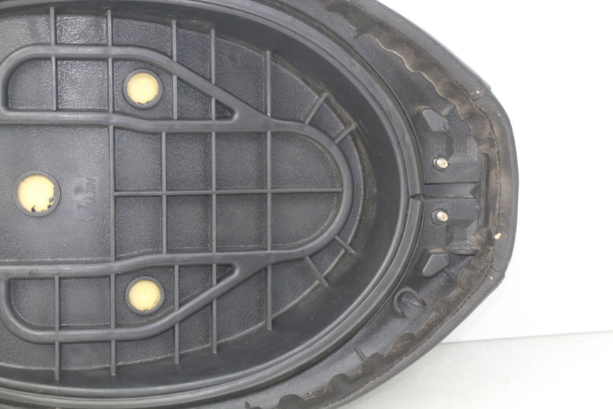 photo de SITZ VENESI LOWIGI RETRO JJ50QT-3 50 (2020 - 2022) - Details der Befestigungspunkte