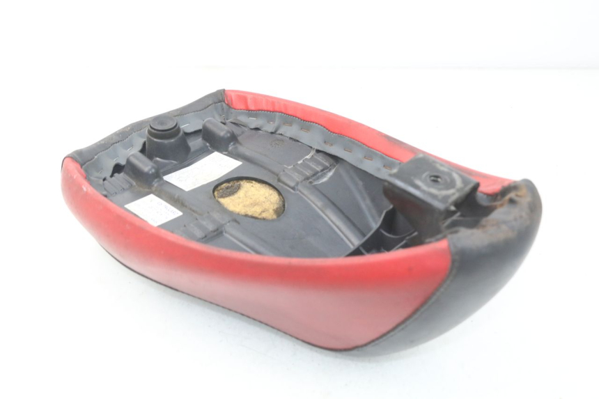 photo de SELLE PEUGEOT LUDIX 50 (2008 - 2017) - Zoom auf Gebrauchszustand