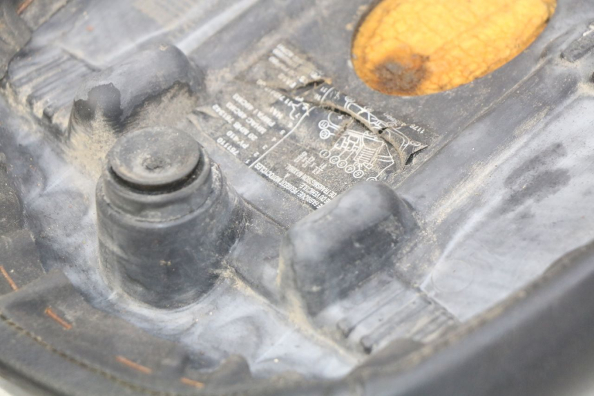 photo de SELLE PEUGEOT LUDIX 50 (2005 - 2007) - Technische Nahaufnahme