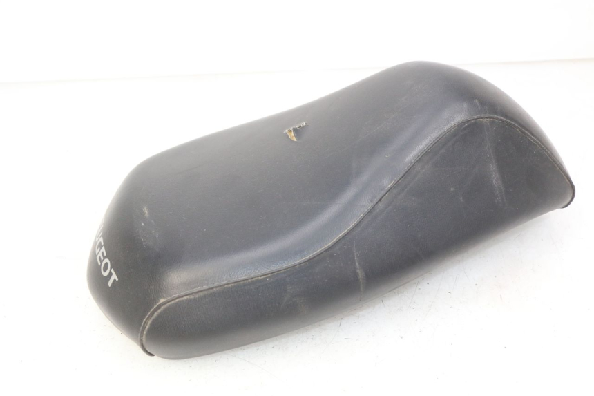 photo de SELLE PEUGEOT LUDIX 50 (2005 - 2007) - Oberflächenzustand und Material