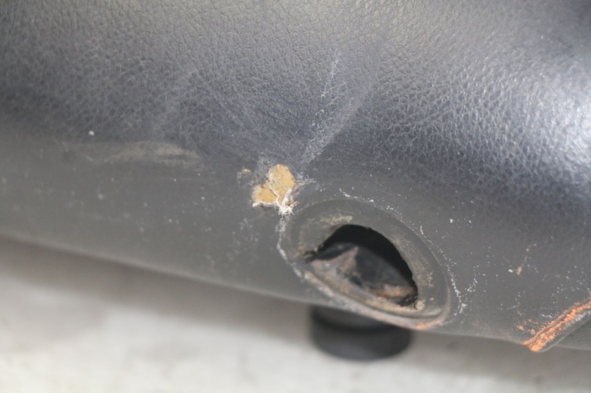 photo de SELLE PEUGEOT LUDIX 50 (2005 - 2007) - Detaillierte Sichtprüfung