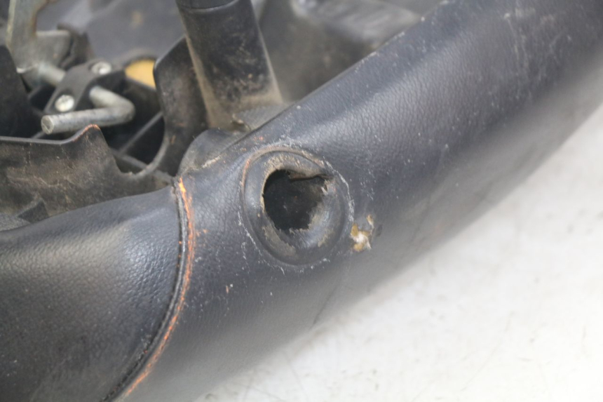 photo de SELLE PEUGEOT LUDIX 50 (2005 - 2007) - Geprüftes Gebrauchtteil