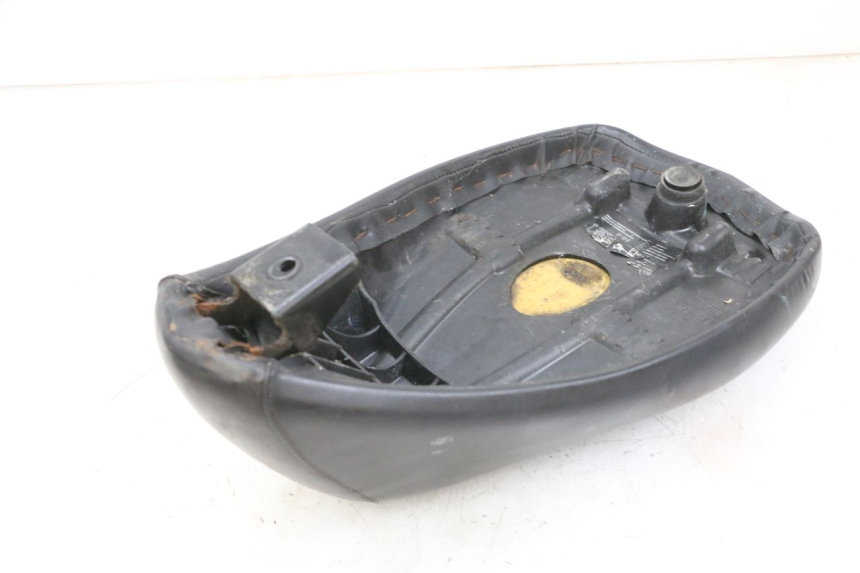 photo de SELLE PEUGEOT LUDIX 50 (2008 - 2017) - Alternative Perspektive