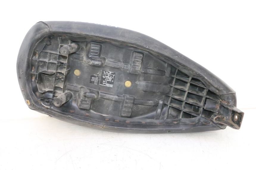 photo de SELLE PEUGEOT LUDIX 50 (2005 - 2007) - Detailansicht des Bauteils