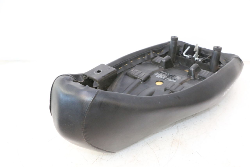 photo de SELLE PEUGEOT LUDIX 50 (2008 - 2017) - Detailansicht des Bauteils