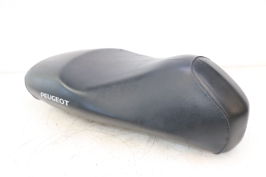 photo de SELLE PEUGEOT LUDIX 50 (2008 - 2017) - Oberflächenzustand und Material