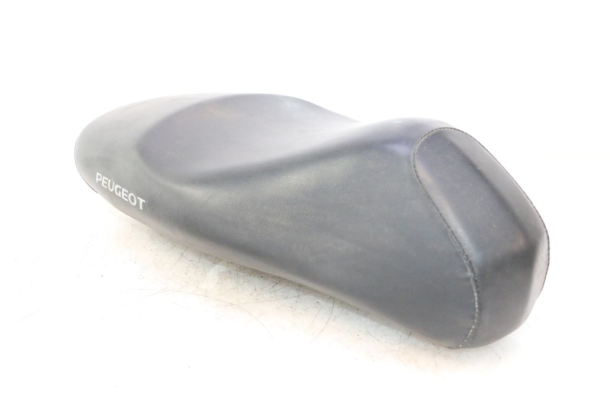 photo de SELLE PEUGEOT LUDIX 50 (2005 - 2007) - Detaillierte Sichtprüfung
