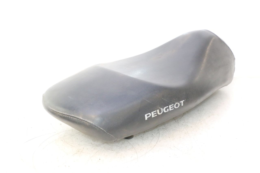 photo de SELLE PEUGEOT LUDIX 50 (2005 - 2007) - Fokus auf die Struktur