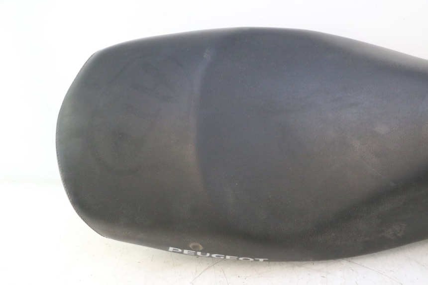 photo de SITZ PEUGEOT LUDIX ONE 50 (2004 - 2013) - Zoom auf Komponenten