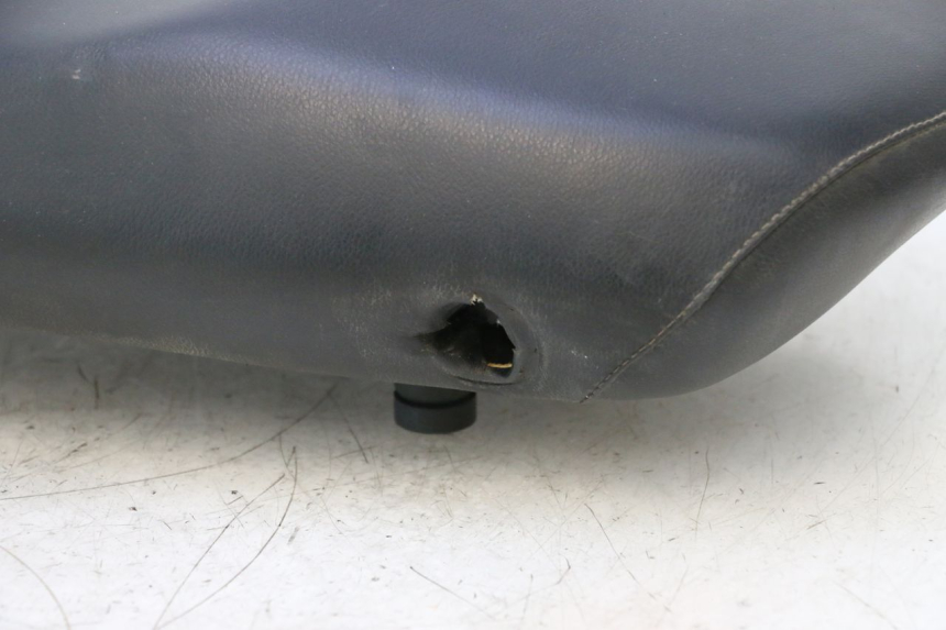 photo de SITZ PEUGEOT LUDIX ONE 50 (2004 - 2013) - Fokus auf die Struktur