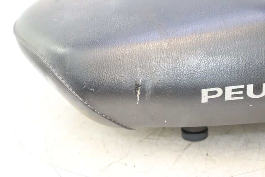 photo de SITZ PEUGEOT LUDIX ONE 50 (2004 - 2006) - Weitere Ansicht des Artikels