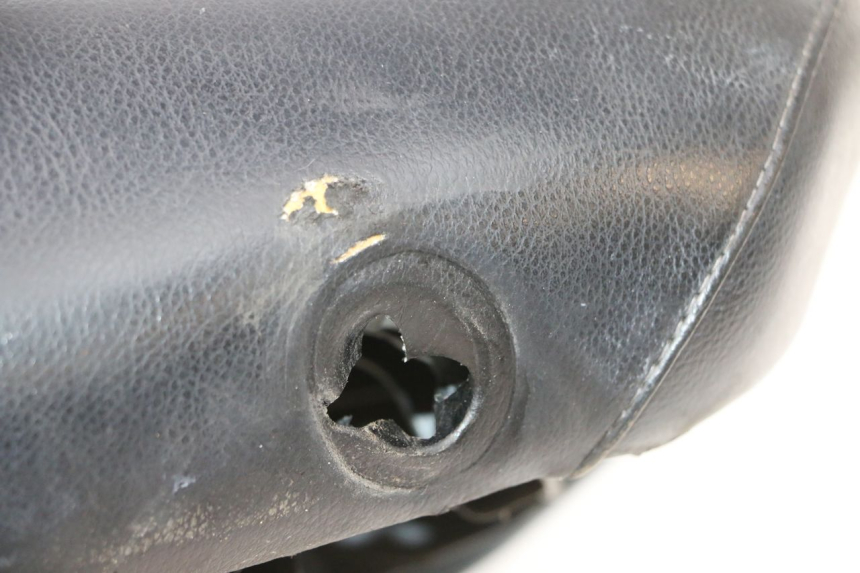 photo de SITZ PEUGEOT LUDIX ONE 50 (2004 - 2006) - Oberflächenzustand und Material