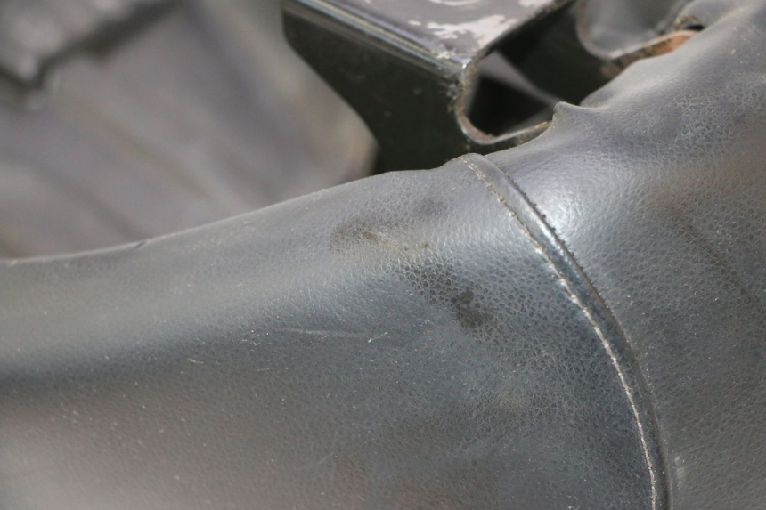 photo de SITZ PEUGEOT LUDIX SNAKE 2T 50 (2004 - 2014) - Weitere Ansicht des Artikels