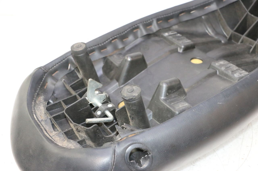 photo de SITZ PEUGEOT LUDIX SNAKE 2T 50 (2004 - 2014) - Charakteristische Merkmale
