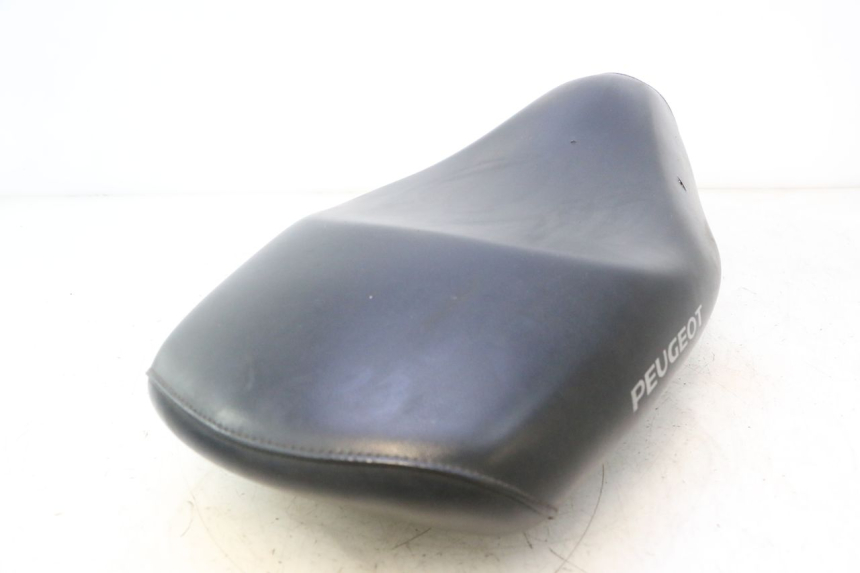 photo de SITZ PEUGEOT LUDIX SNAKE 2T 50 (2004 - 2014) - Zoom auf Gebrauchszustand
