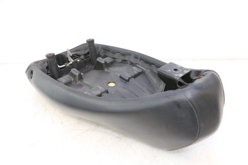 photo de SITZ PEUGEOT LUDIX SNAKE 2T 50 (2004 - 2014) - Kennzeichnungen und Originalreferenzen