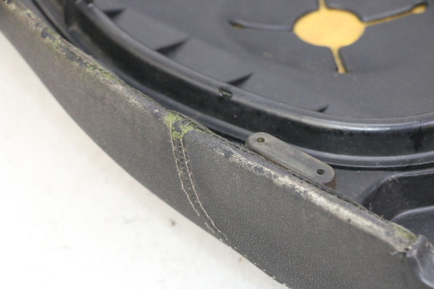 photo de SITZ PIAGGIO LXV 4T 50 (2009 - 2013) - Zoom auf Komponenten