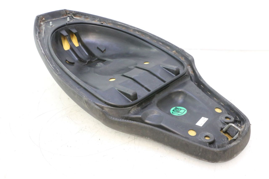 photo de SITZ MBK MACH G AC 50 (2002 - 2014) - Details der Befestigungspunkte