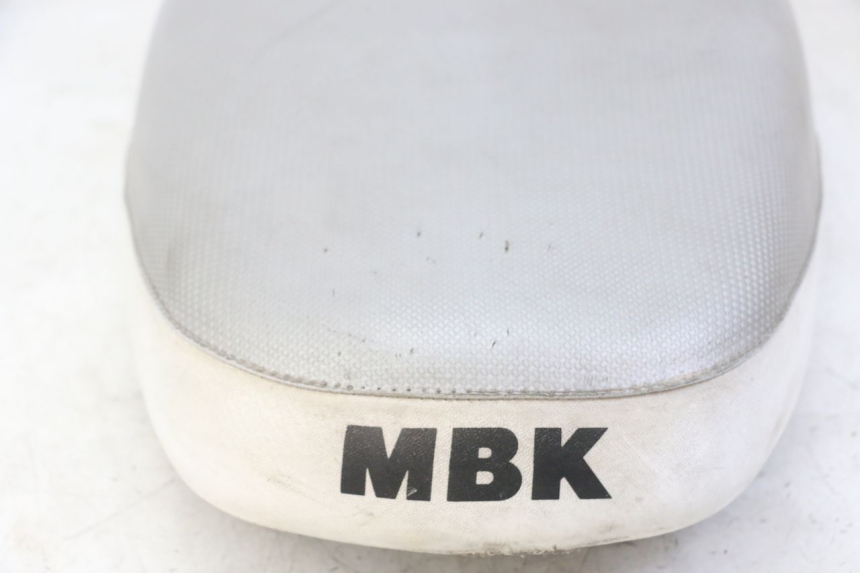 photo de SELLE MBK BOOSTER SPIRIT NAKED 50 (2004 - 2017) - Zoom auf Komponenten