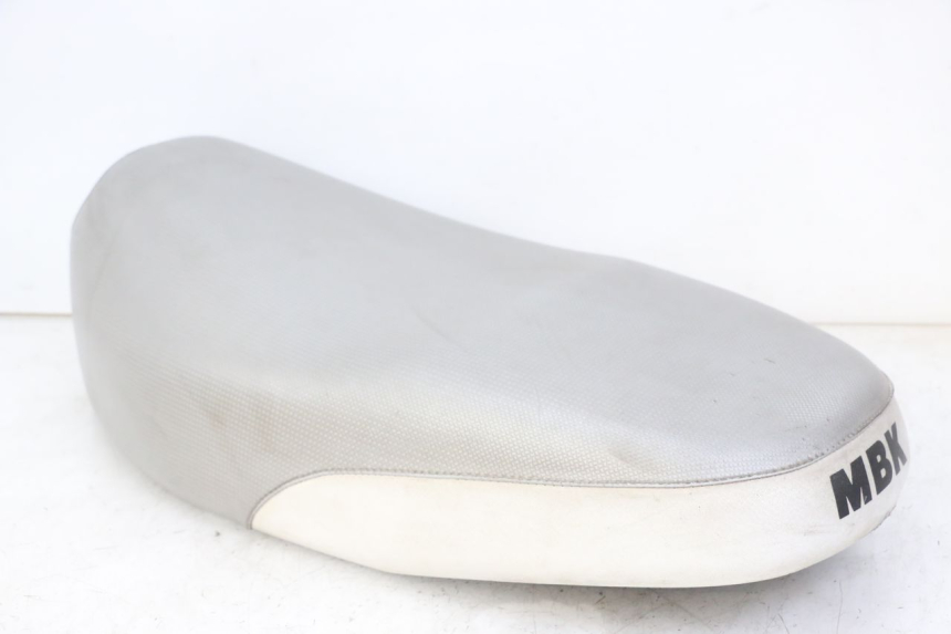 photo de SELLE MBK BOOSTER SPIRIT NAKED 50 (2004 - 2017) - Hochauflösende Nahaufnahme