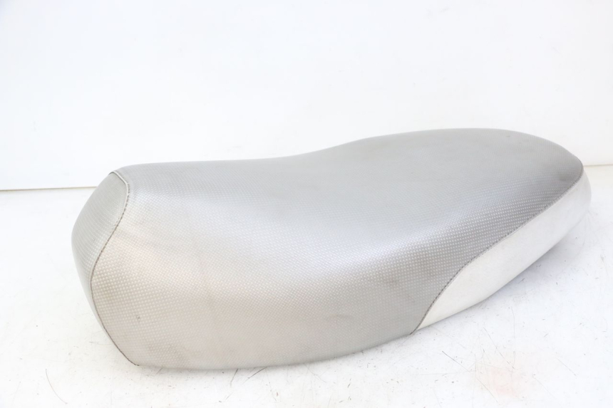 photo de SELLE MBK BOOSTER SPIRIT NAKED 50 (2004 - 2017) - Ergänzendes Produktfoto