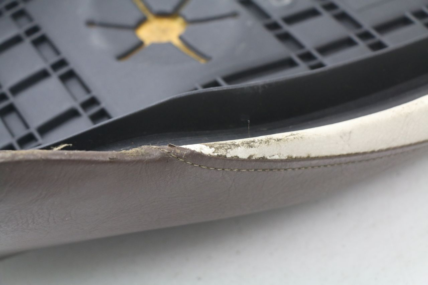 photo de SITZ SYM MIO 50 (2005 - 2010) - Alternative Perspektive