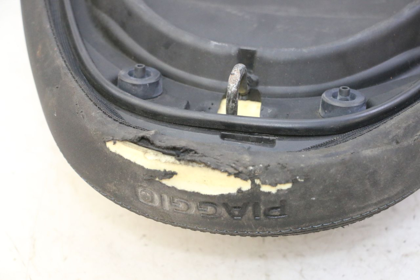 photo de SITZ PIAGGIO MP3 HPE 310 (2024 - 2025) - Detailansicht des Bauteils