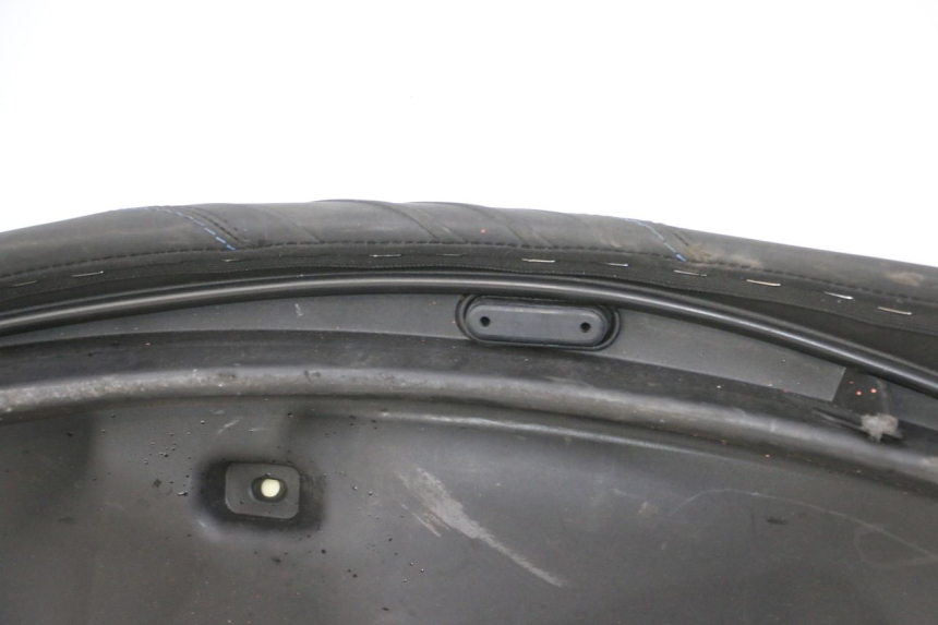 photo de SITZ PIAGGIO MP3 HPE 310 (2024 - 2025) - Geprüftes Gebrauchtteil