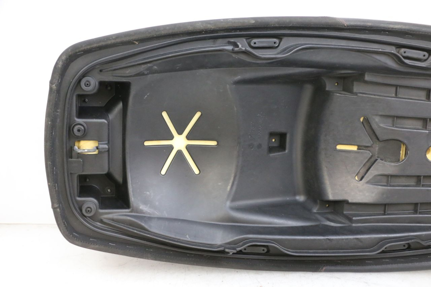 photo de SITZ PIAGGIO MP3 HPE 350 (2018 - 2020) - Weitere Ansicht des Artikels