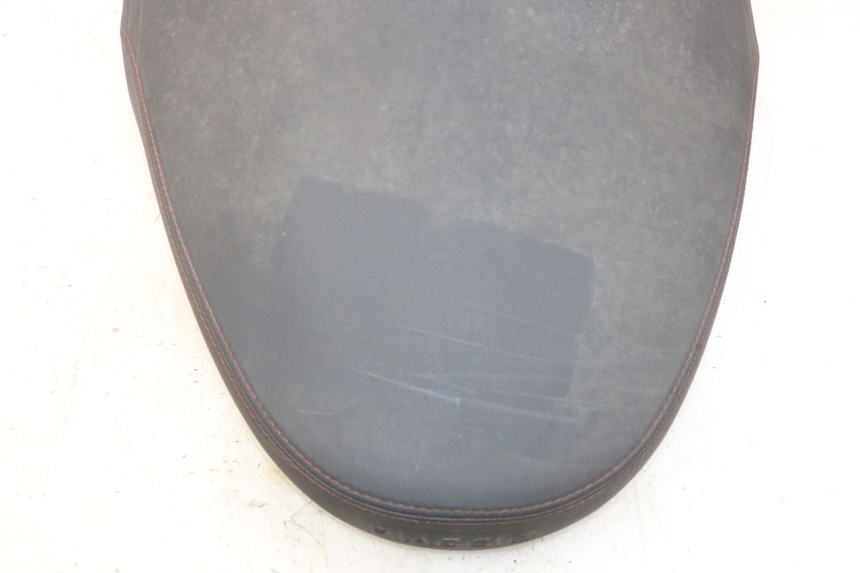 photo de SITZ PIAGGIO MP3 HPE 300 (2019 - 2026) - Hochauflösende Nahaufnahme