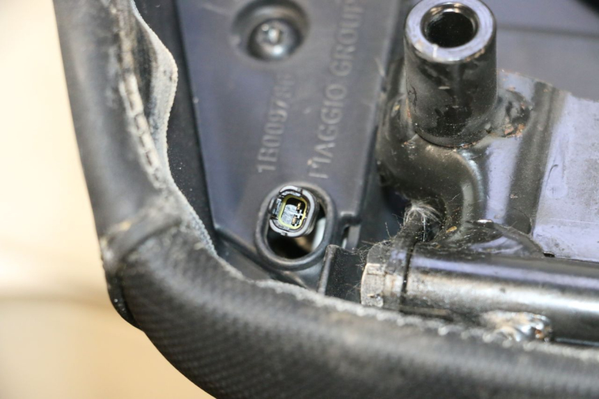photo de SITZ PIAGGIO MP3 HPE 530 (2022 - 2026) - Detailansicht des Bauteils