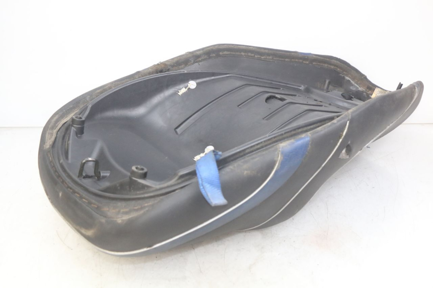 photo de SELLE PIAGGIO MP3 LT 400 (2007 - 2012) - Alternative Perspektive