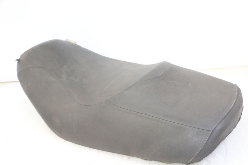 photo de SELLE PIAGGIO MP3 LT 400 (2007 - 2012) - Details der Befestigungspunkte