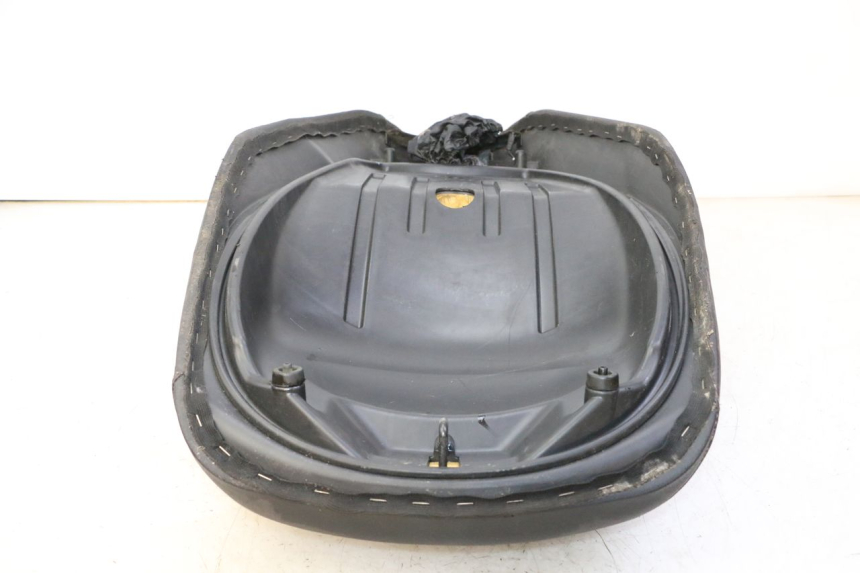 photo de SITZ PIAGGIO MP3 LT 300 (2010 - 2016) - Zoom auf Komponenten