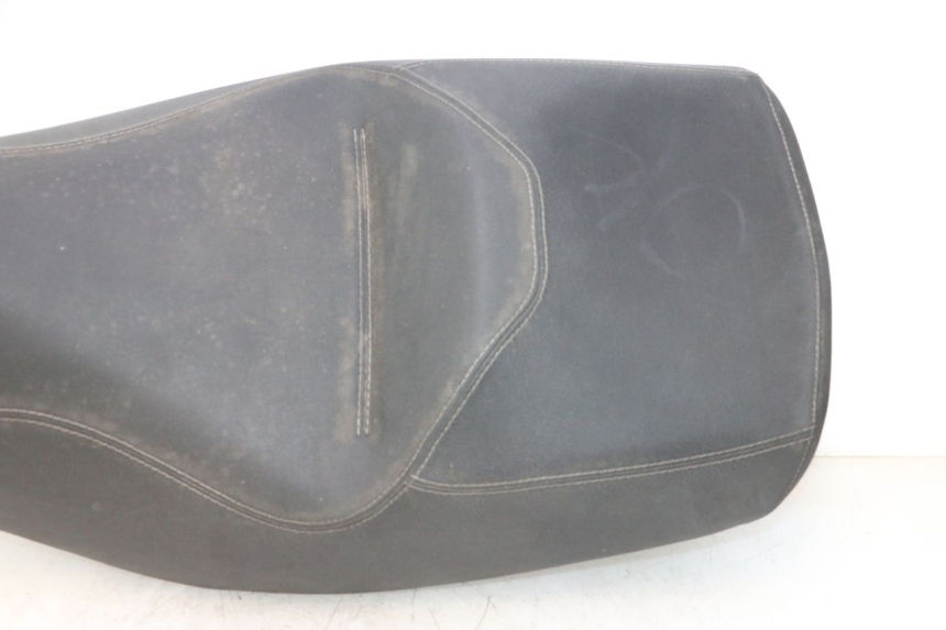 photo de SITZ PIAGGIO MP3 LT 300 (2010 - 2016) - Zoom auf Komponenten