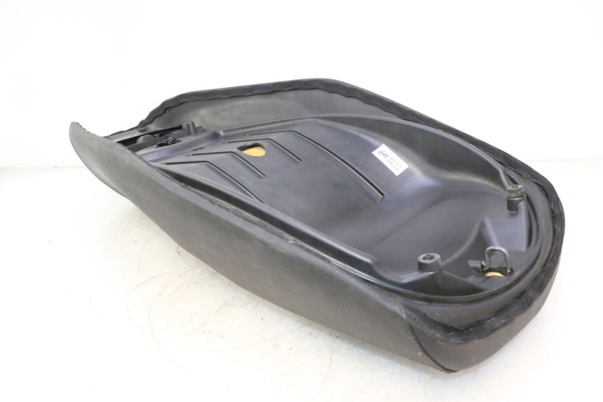 photo de SITZ PIAGGIO MP3 LT 300 (2010 - 2016) - Alternative Perspektive
