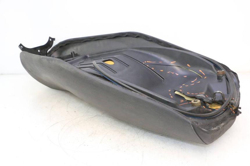 photo de SELLE PIAGGIO MP3 LT 400 (2007 - 2012) - Profilansicht des Ersatzteils