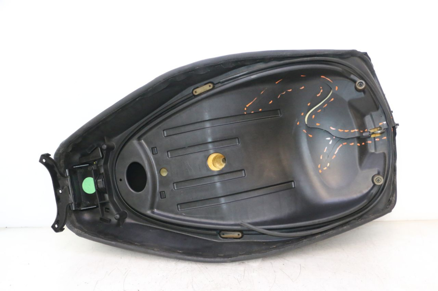photo de SELLE PIAGGIO MP3 LT 400 (2007 - 2012) - Technische Nahaufnahme