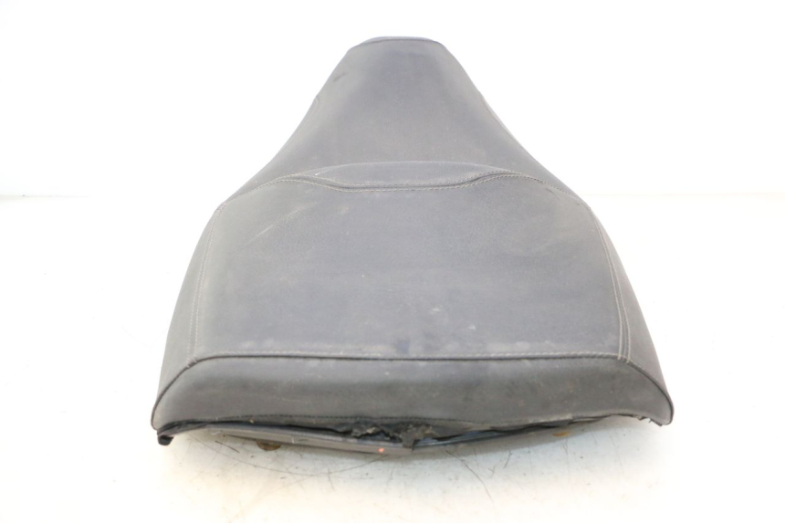 photo de SELLE PIAGGIO MP3 LT 400 (2007 - 2012) - Oberflächenzustand und Material