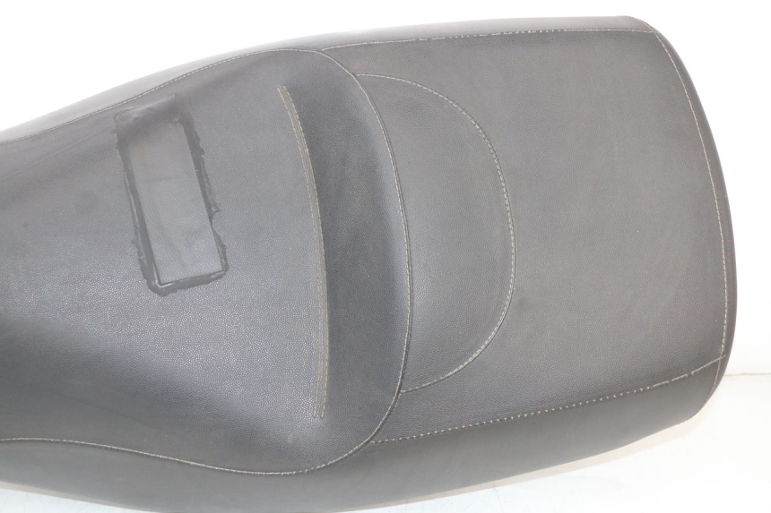 photo de SITZ PIAGGIO MP3 125 (2006 - 2014) - Zoom auf Gebrauchszustand