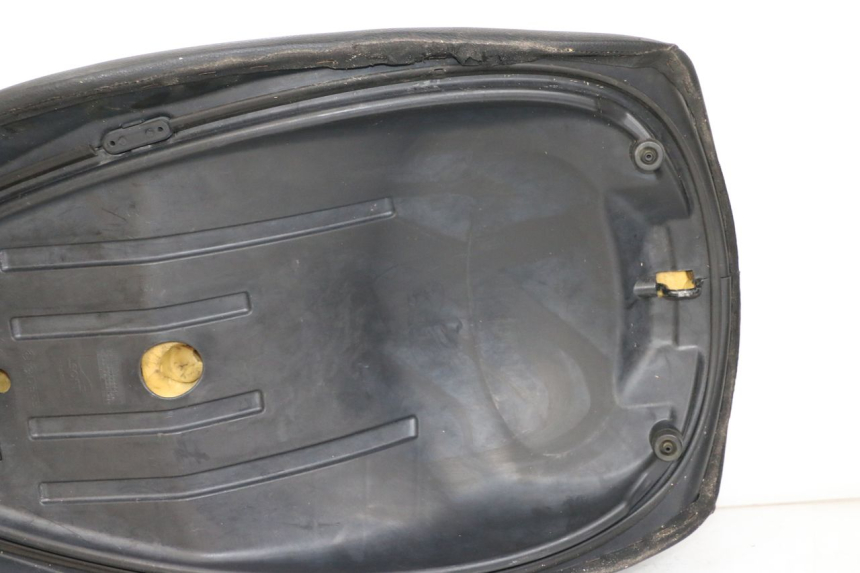 photo de SITZ PIAGGIO MP3 500 (2011 - 2015) - Geprüftes Gebrauchtteil