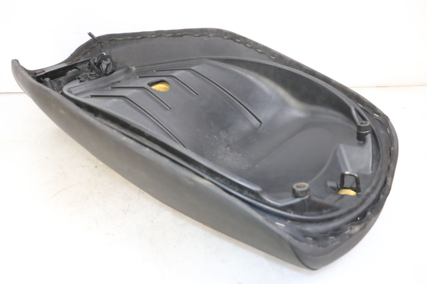photo de SELLE PIAGGIO MP3 RL 250 (2006 - 2010) - Weitere Ansicht des Artikels