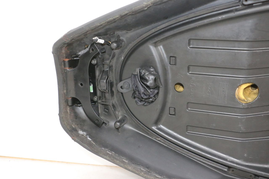 photo de SELLE PIAGGIO MP3 RL 250 (2006 - 2010) - Ergänzendes Produktfoto