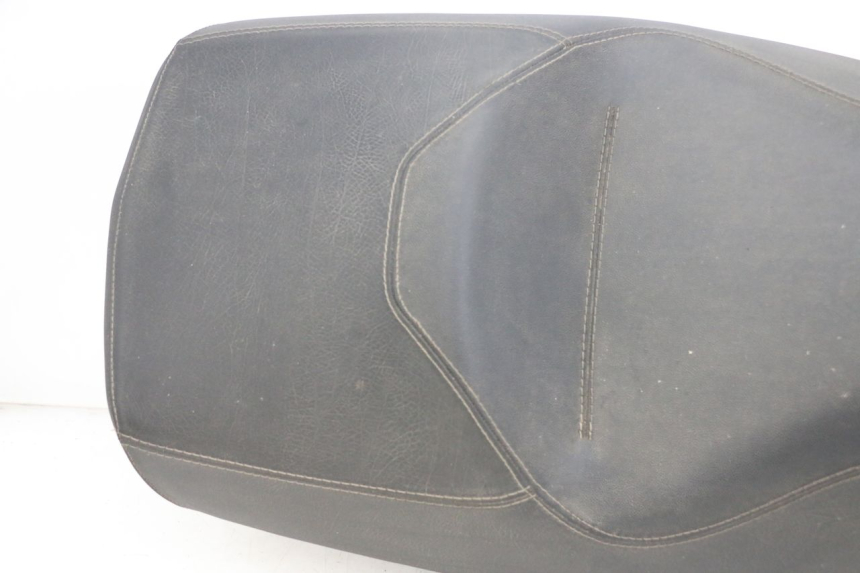 photo de SELLE PIAGGIO MP3 RL 250 (2006 - 2010) - Fokus auf die Struktur