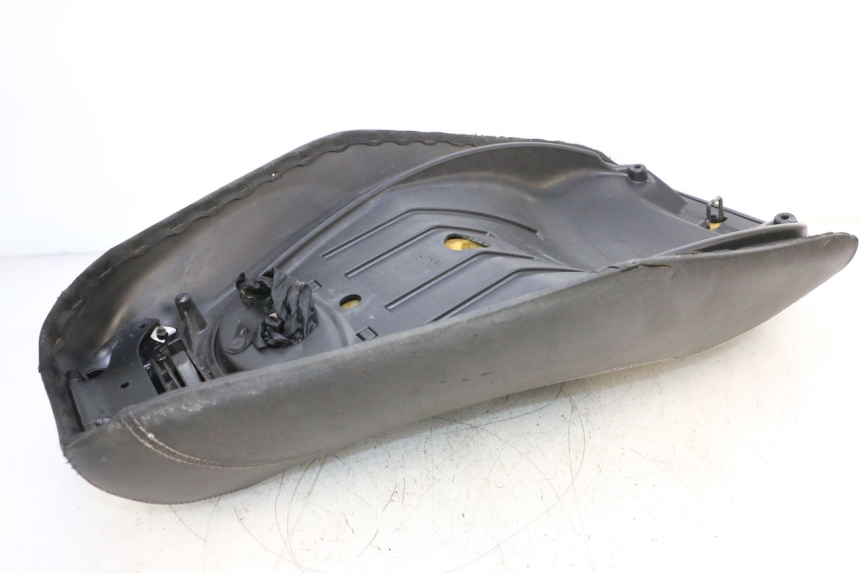 photo de SELLE PIAGGIO MP3 RL 250 (2006 - 2010) - Weitere Ansicht des Artikels