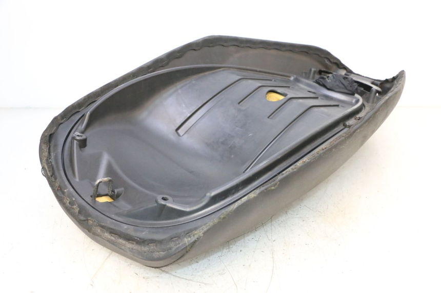 photo de SELLE PIAGGIO MP3 RL 250 (2006 - 2010) - Detaillierte Sichtprüfung