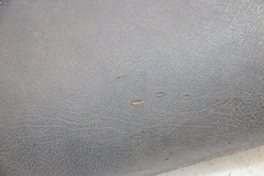 photo de SELLE PIAGGIO MP3 RL 250 (2006 - 2010) - Details der Befestigungspunkte