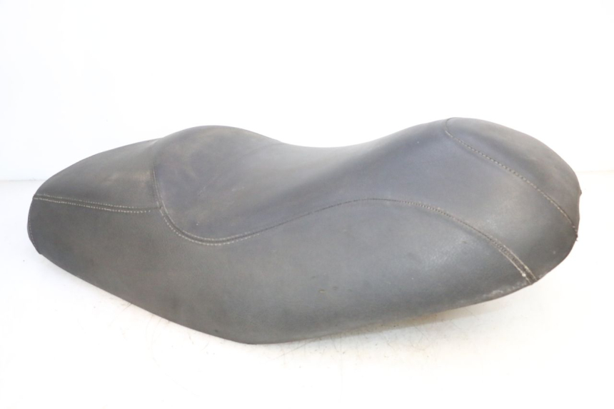 photo de SELLE PIAGGIO MP3 RL 250 (2006 - 2010) - Oberflächenzustand und Material