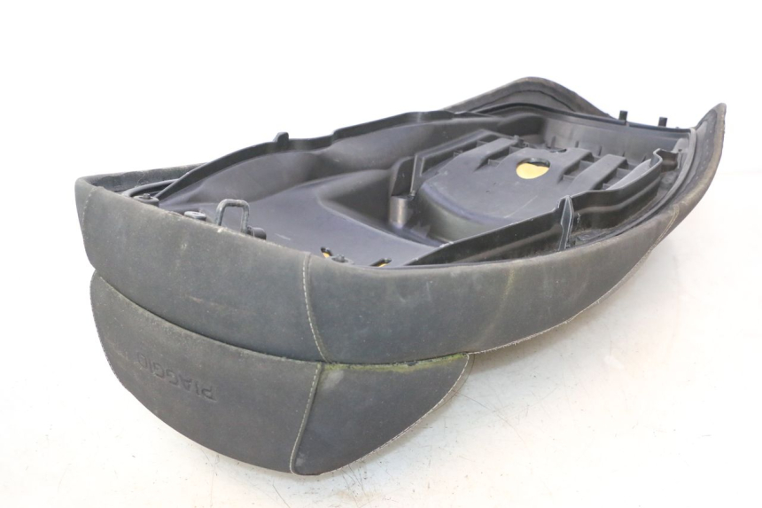 photo de SITZ PIAGGIO MP3 500 (2016 - 2018) - Details der Befestigungspunkte